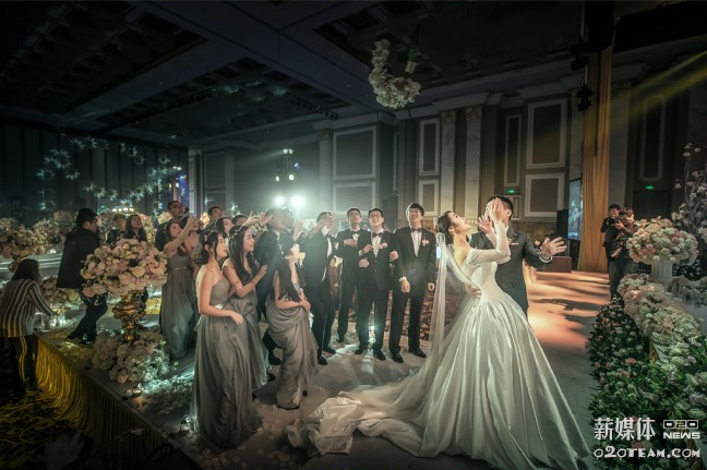 [婚嫁]用上SaaS是不是就可以让婚礼人赚上“卖白粉”的钱？