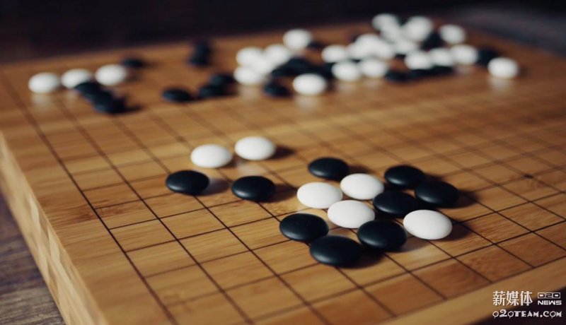 [深度]AlphaGo被隐藏的弱点，以及它是如何下每一步棋的