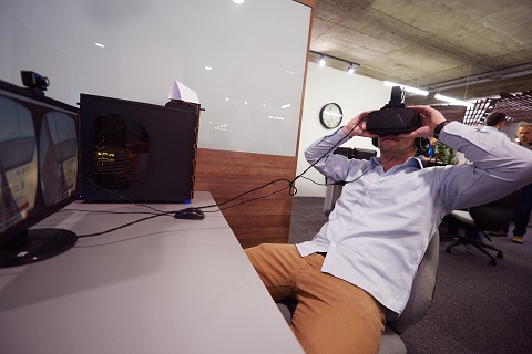 VR会革掉电视的命吗？
