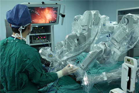 达芬奇手术机器人2016年手术量突破了1.5万台